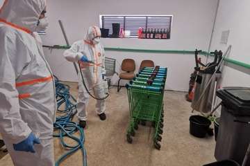  Dos empresas intensifican los tratamientos biocidas en las zonas más sensibles de Telde (Foto TA)