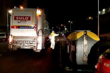 Reparación, limpieza y desinfección de contenedores en Telde (Foto TA)