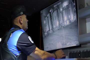 Los drones de la Policía Local controlan de noche el confinamiento con una cámara térmica (Foto Acfi Press)