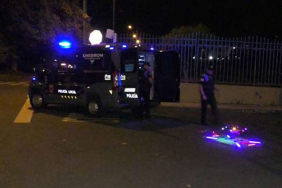 Los drones de la Policía Local controlan de noche el confinamiento con una cámara térmica (Foto Acfi Press)