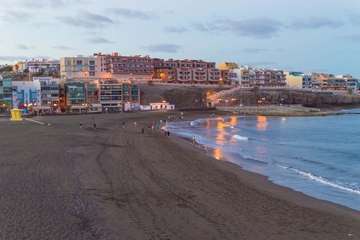  Los drones toman el cielo de Melenara para controlar el confinamiento (Foto Antonio Rico)