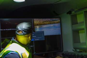  Los drones toman el cielo de Melenara para controlar el confinamiento (Foto Antonio Rico)