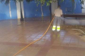 Telde intensifica las labores de desinfección y limpieza en barrios del municipio (Foto TA)