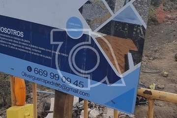 Las obras de mejora del camino de Rosiana, un mes paralizadas (Foto TA)