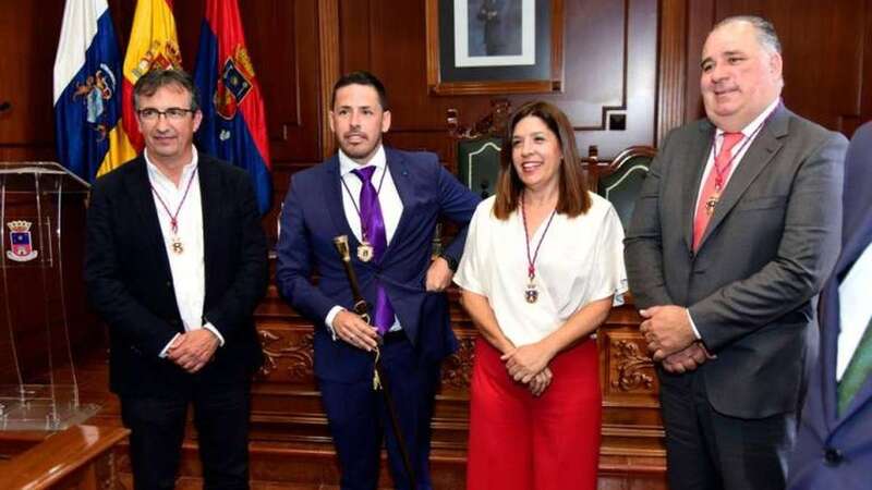 Los líderes de los partidos que integran el pacto de Telde que comenzó a regir los destinos de la ciudad hace hoy un año (Foto TA)