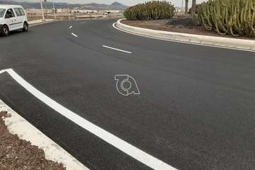 Obras de asfaltado del vial costero  (Foto TA)
