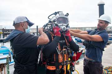 El Cabildo de Gran Canaria refuerza la seguridad de los pantalanes de Taliarte dentro del plan de choque para modernizar el muelle/TA.