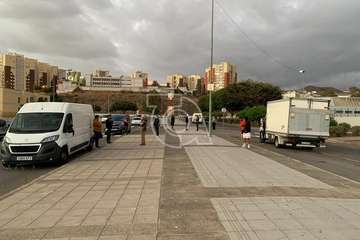 Protesta de mercadilleros y clientes, esta mañana en Jinámar/TA.