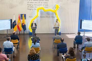 El Cabildo anuncia una inversión de 15 millones de euros para el Puerto de Taliarte/TA.