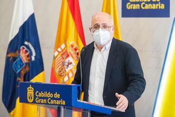 El Cabildo anuncia una inversión de 15 millones de euros para el Puerto de Taliarte/TA.