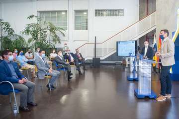 El Cabildo anuncia una inversión de 15 millones de euros para el Puerto de Taliarte/TA.