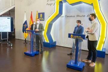 El Cabildo anuncia una inversión de 15 millones de euros para el Puerto de Taliarte/TA.