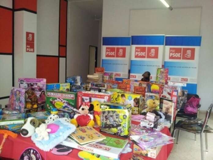 Imagen de archivo de una edición anterior de la campaña de juguetes del PSOE (Foto TA)