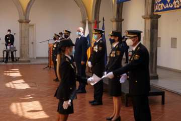 Toma de posesión de los nuevos inspectores de la Policía Nacional en Canarias/Acfi Press.