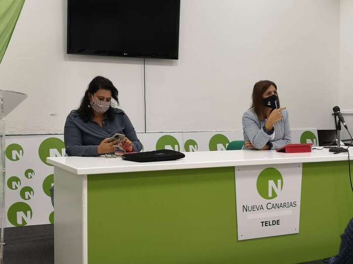 La concejala Celeste López (i) defenderá la moción en el Pleno de este jueves / TA