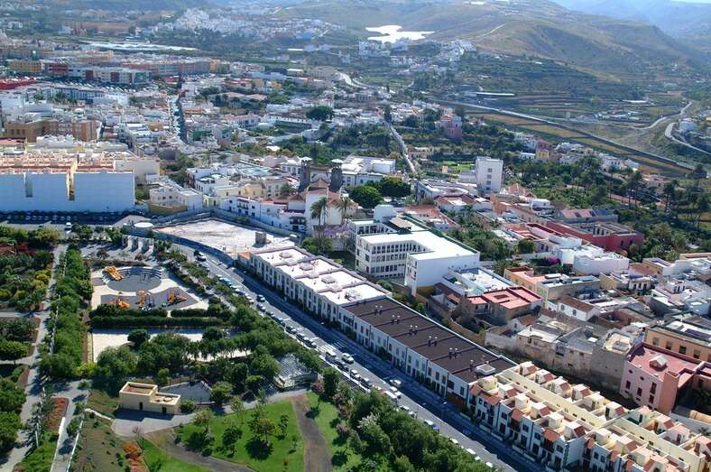 Vista aérea del área infantil del parque urbano de San Juan/TA.
