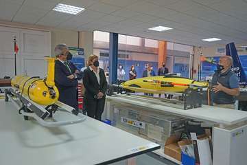 Román Rodríguez, vicepresidente del Gobierno de Canarias, visitó este viernes las instalaciones de la Plocan en Taliarte-Telde/Acfi Press.