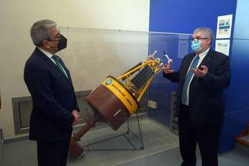 Román Rodríguez, vicepresidente del Gobierno de Canarias, visitó este viernes las instalaciones de la Plocan en Taliarte-Telde/Acfi Press.