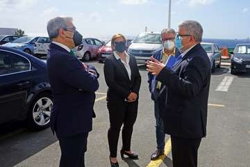 Román Rodríguez, vicepresidente del Gobierno de Canarias, visitó este viernes las instalaciones de la Plocan en Taliarte-Telde/Acfi Press.