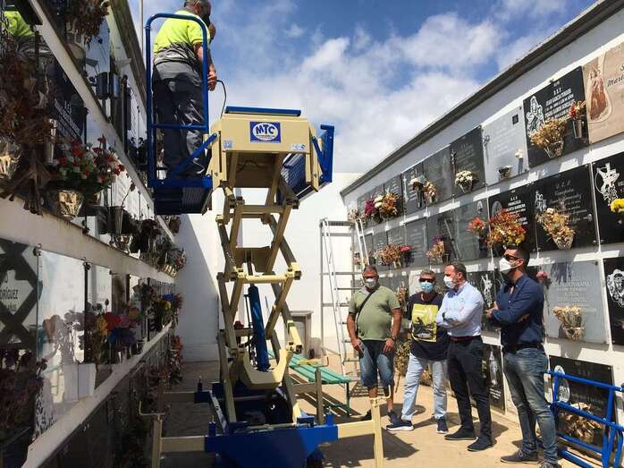 Plataforma elevadora portaféretros/TA.