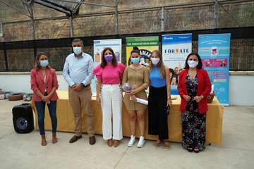 17 mujeres concluyen su formación en competencias digitales a través del Plan Integral del Valle de Jinámar/TA y Acfi Press.