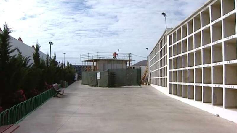 Imagen de archivo de nichos en construcción en el cementerio de Los Llanos/TA.