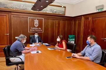 Telde y el Cabildo buscan una solución inmediata al mal estado de la vía de salida desde La Estrella hacia la GC-1/TA.