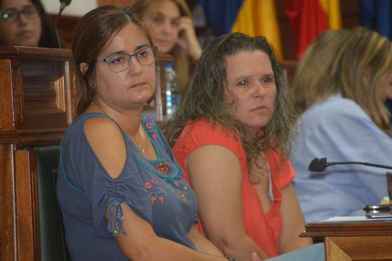 Esther González y Rosa Vega, concejalas de Unidas Podemos en Telde / TA