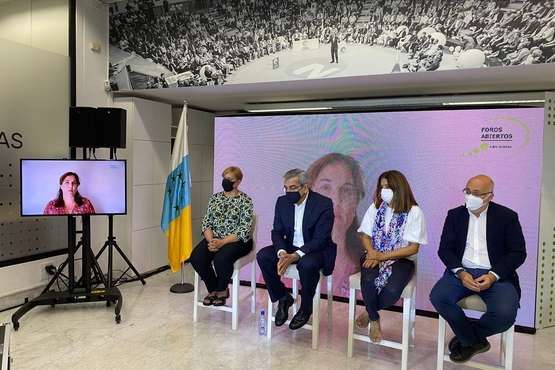Foro de Nueva Canarias sobre el valor de su proyecto político/TA.