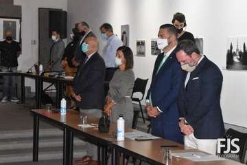 La exconcejala Gregoria González alza su voz en el Pleno de Telde contra el feminicidio/Francisco Javier Santana.