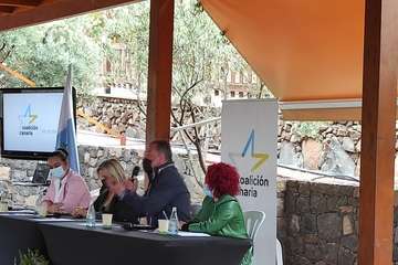 Encuentro de CC en Telde sobre el municipalismo/TA.