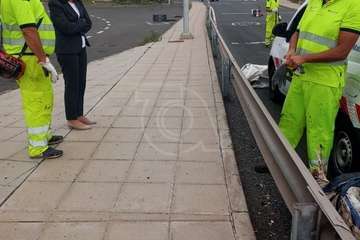 Telde suple la inacción de Obras Públicas del Cabildo y acondiciona los accesos al vial costero por Salinetas/TA.