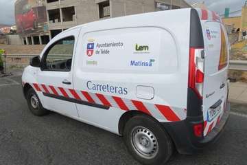 Telde suple la inacción de Obras Públicas del Cabildo y acondiciona los accesos al vial costero por Salinetas/TA.