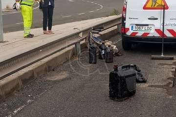 Telde suple la inacción de Obras Públicas del Cabildo y acondiciona los accesos al vial costero por Salinetas/TA.