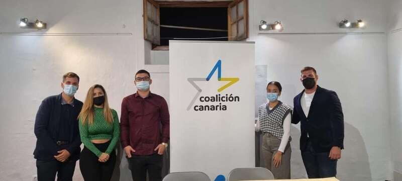 Integrantes de la nueva ejecutiva local de los Jóvenes Nacionalistas de CC en la ciudad/TA.