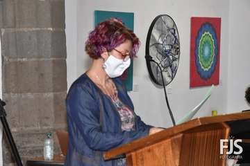 La policía Cristina Quevedo y la periodista Rebeca Paniagua, 