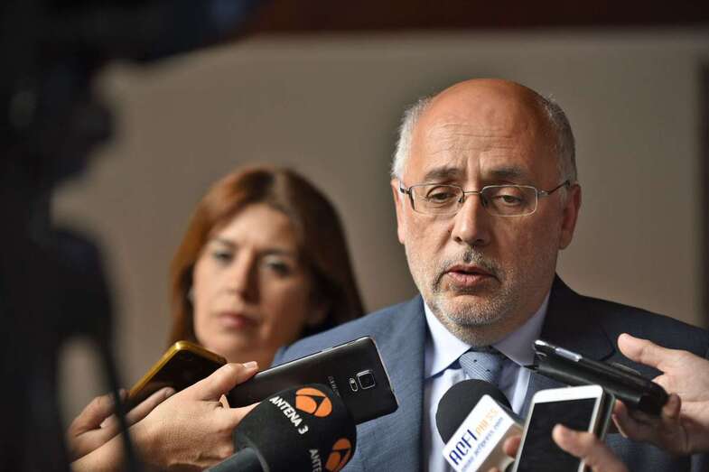 Antonio Morales junto a la alcaldesa Carmen Hernández/TA.