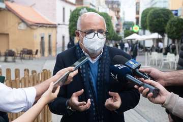 Visita institucional de Antonio Morales, presidente del Cabildo, al municipio de Telde(TA y Francisco Javier Santana.