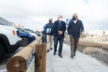 Visita institucional de Antonio Morales, presidente del Cabildo, al municipio de Telde(TA y Francisco Javier Santana.