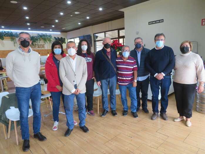 Asistentes al encuentro por parte de Más por Telde/TA.