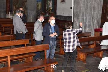 Humedades que presenta el templo neoclásico de Los Llanos/Francisco Javier Santana.