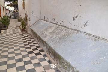 Humedades que presenta el templo neoclásico de Los Llanos/Francisco Javier Santana.