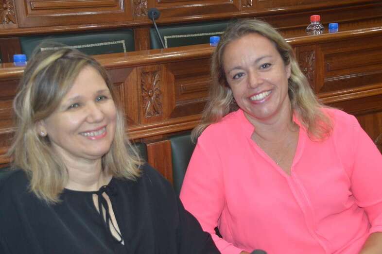 María Eugenia Melián y Sonsoles Martín, concejalas del PP de Telde / TA