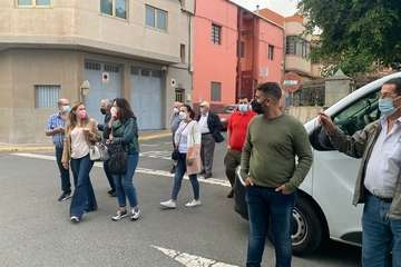 Visita del PP al barrio de El Goro/TA.