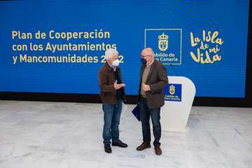 El Cabildo presentó este martes el Plan de Cooperación con los Ayuntamientos y las Mancomunidades/TA.