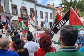Telde secunda en la capital la concentración por la autodeterminación del pueblo saharaui/TA, Acfi Press y José Manuel García.