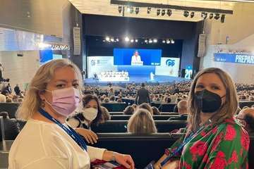 Representación de Telde en el Congreso Nacional del PP en Sevilla/TA.