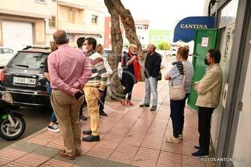 Asamblea local del PSOE de Telde, este miércoles en el terrero de lucha de Lomo Cementerio/Antonio Alí.