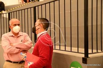 Asamblea local del PSOE de Telde, este miércoles en el terrero de lucha de Lomo Cementerio/Antonio Alí.