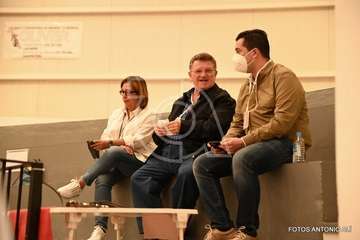 Asamblea local del PSOE de Telde, este miércoles en el terrero de lucha de Lomo Cementerio/Antonio Alí.